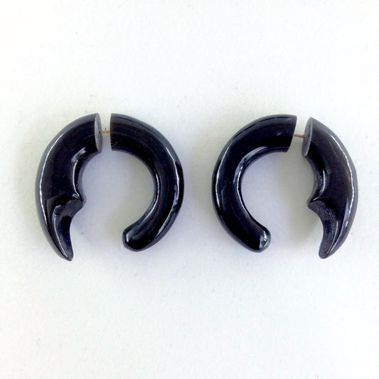 Black Tribal Earrings | Fake Gauges :|: Talon Hoop2.Tribal Earrings. Horn Jewelry. | Tribal Earrings