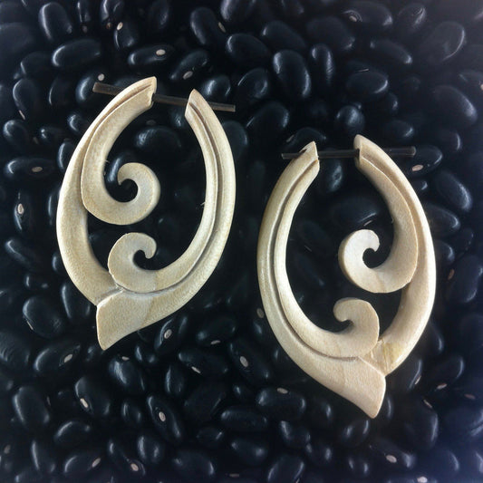 Ivory color Wood Earrings | Natural Jewelry :|: Pura Vida. Light Wood Earrings, 1 inch W x 1 3/4 inch L. | Wood Earrings