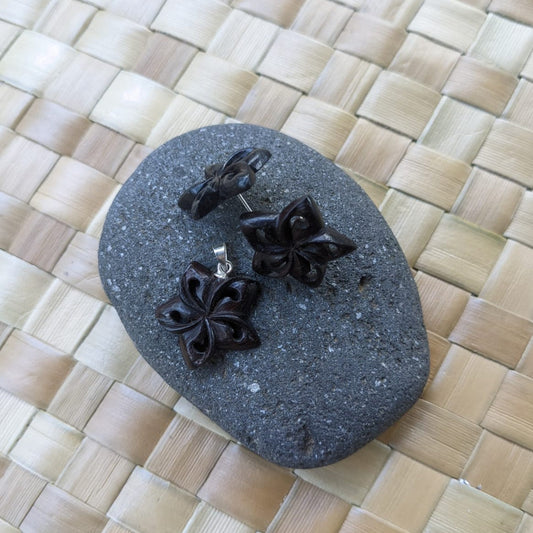 Frangipani Flower Jewelry | Black Earrings :|: Black Flower Earrings and Necklace set.