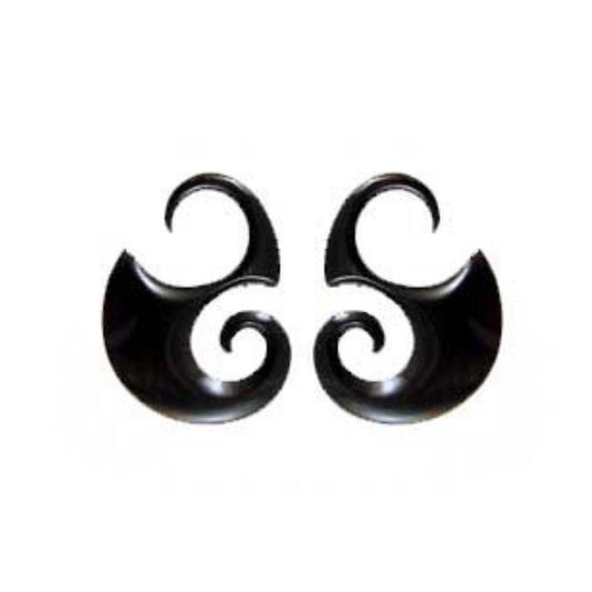 Horn Gauges | 10 gauges, black, earrings.