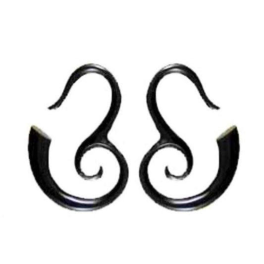 Buffalo horn Gauges | hook spiral 8 gauge earrings, black.