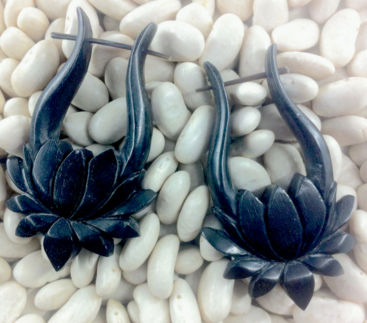 Water lily Carved Jewelry and Earrings | Natural Jewelry :|: Lotus. Black Earrings.