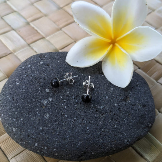 Tiny Carved Jewelry and Earrings | Stud Earrings :|: Small Stud Earrings. Black Horn.