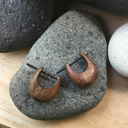 Carved Hoop Earrings | Huggie Hoop Earrings.