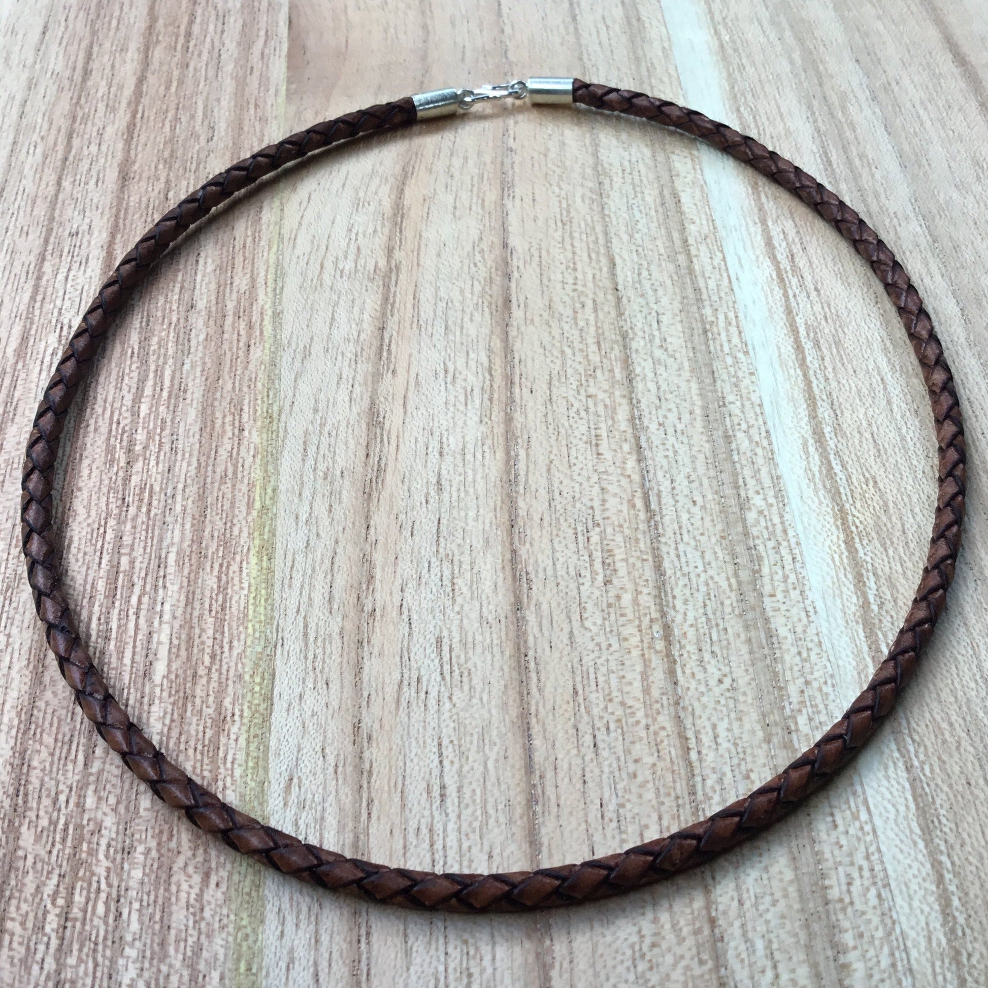 leather necklace, silver.