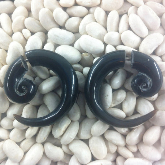Faux gauge Natural Earrings | Fake Gauges :|: Spiral Talon tribal earrings. Horn.