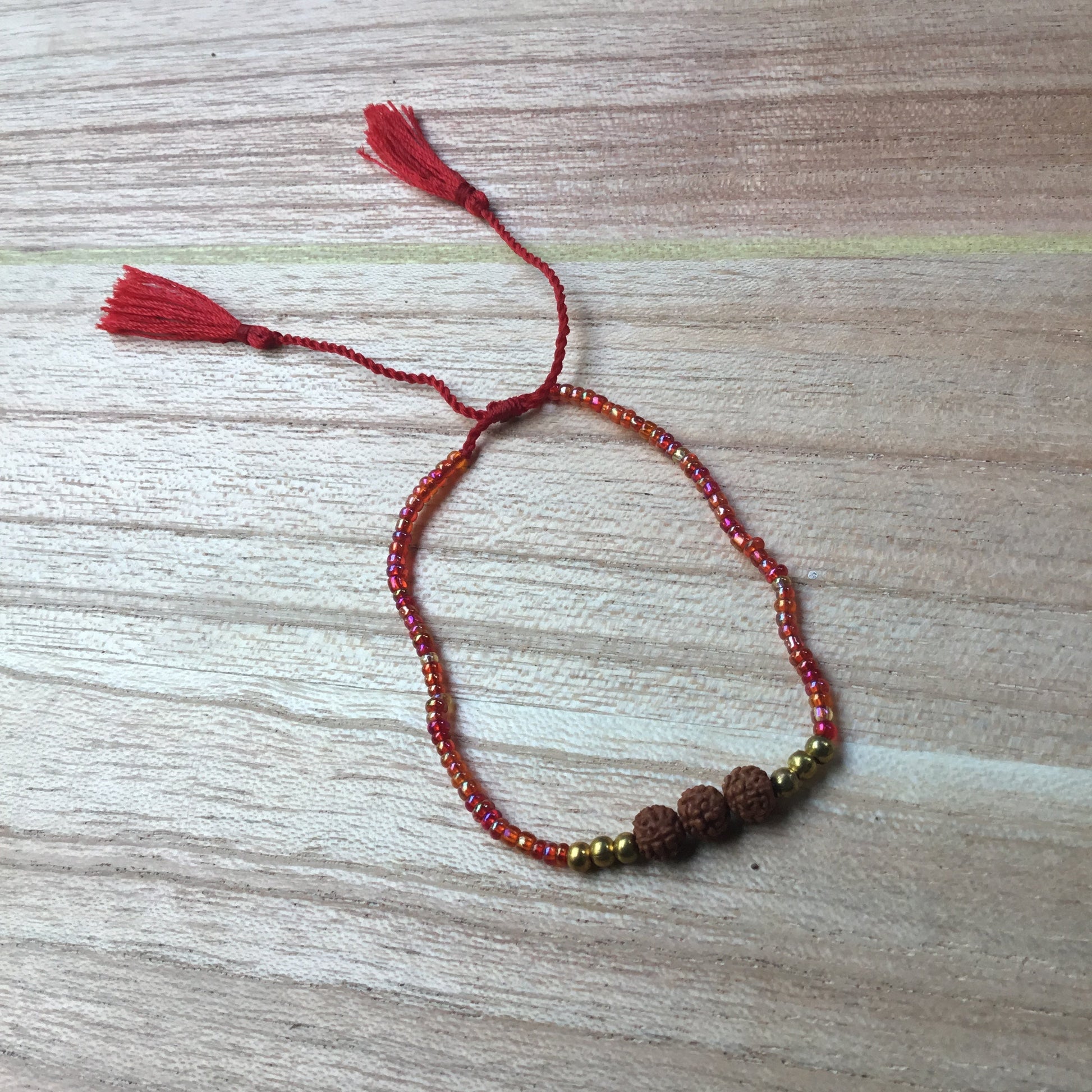 yogi bracelet, red, rudraksha.