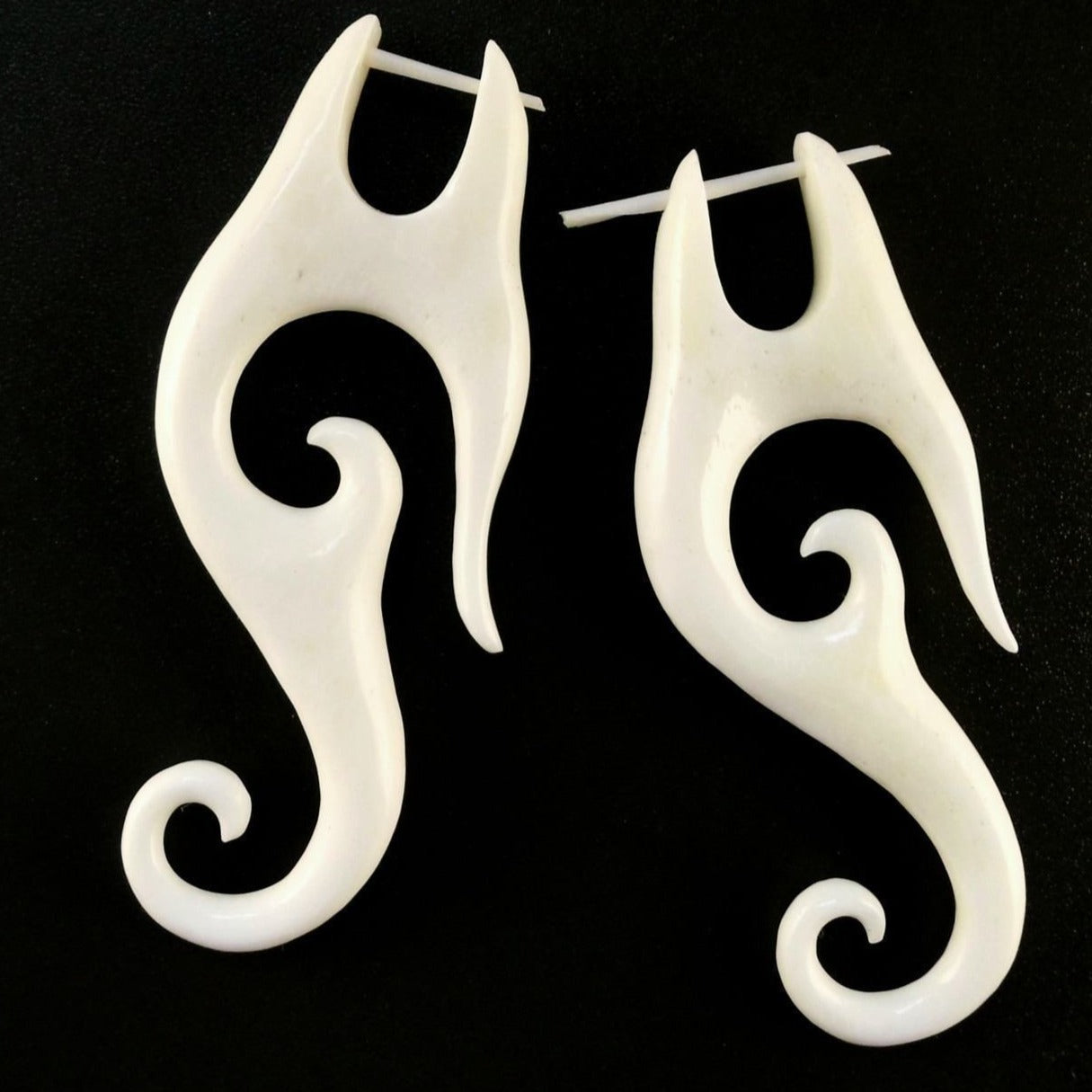 Natural Jewelry :|: Drops. Bone Earrings, 1 inch W x 2 3/8 inch L. | Tribal Earrings