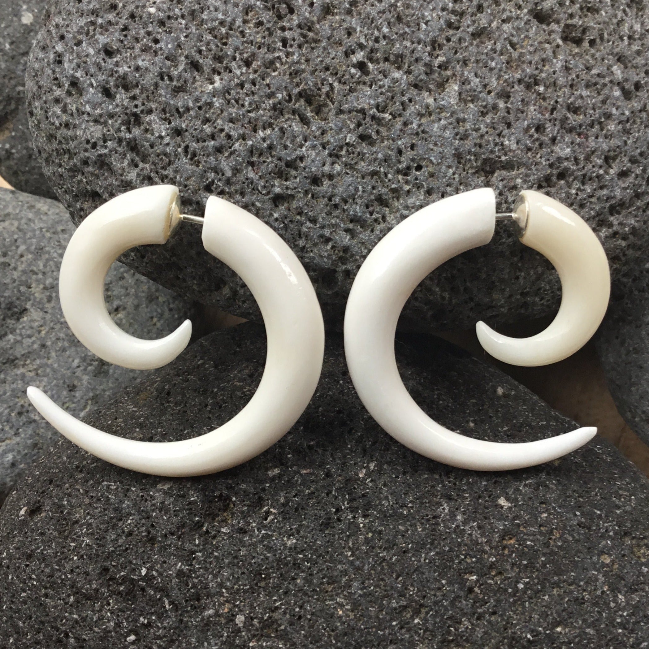 18 Gauge Earrings – Impuria Ear Piercing Jewelry
