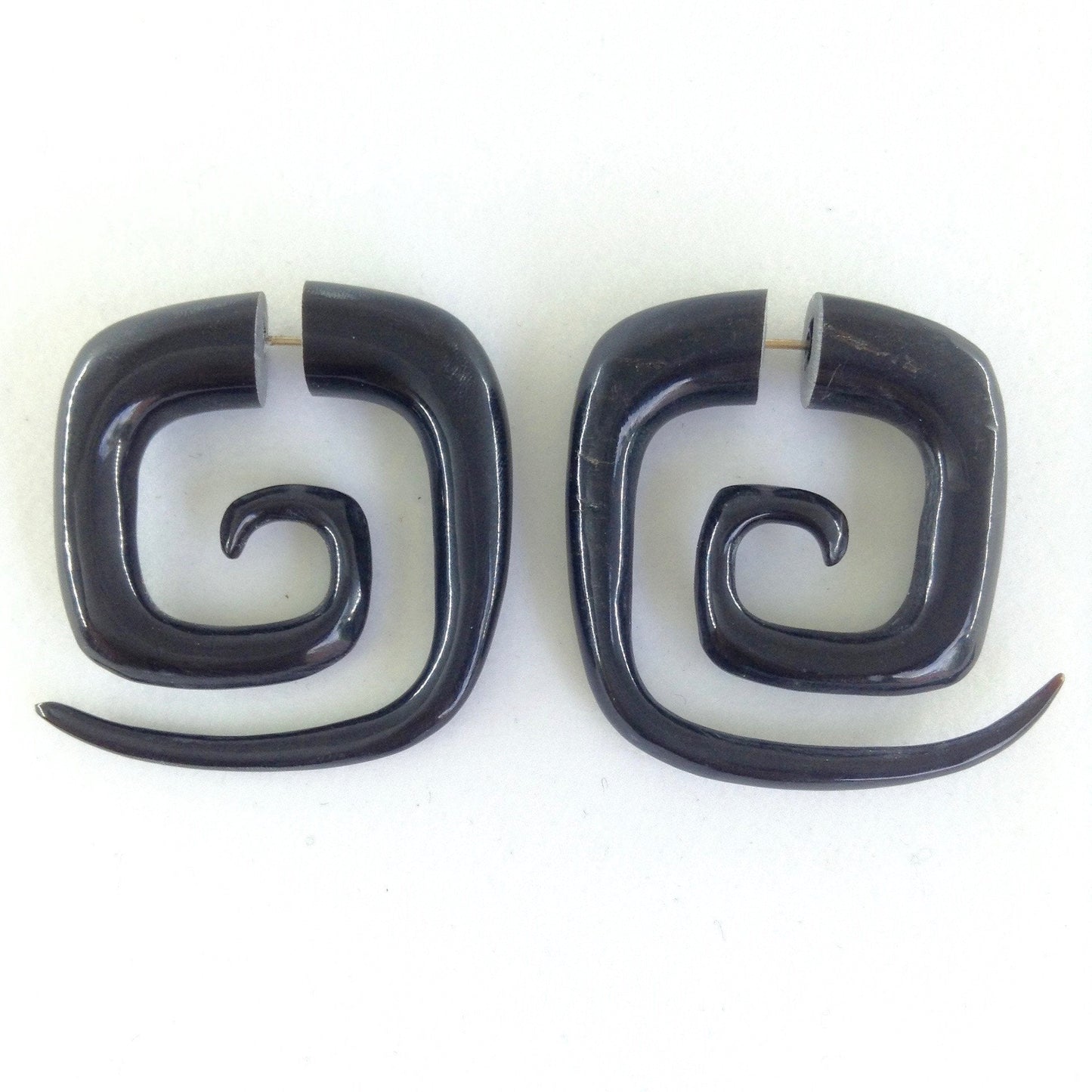 Fake Gauges :|: Square Maori Spiral tribal earrings. Horn. (defects) | Tribal Earrings