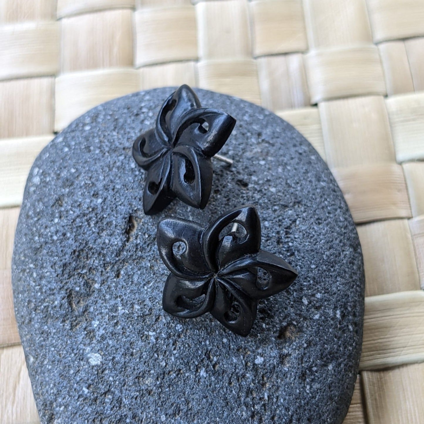 black frangipani earrings