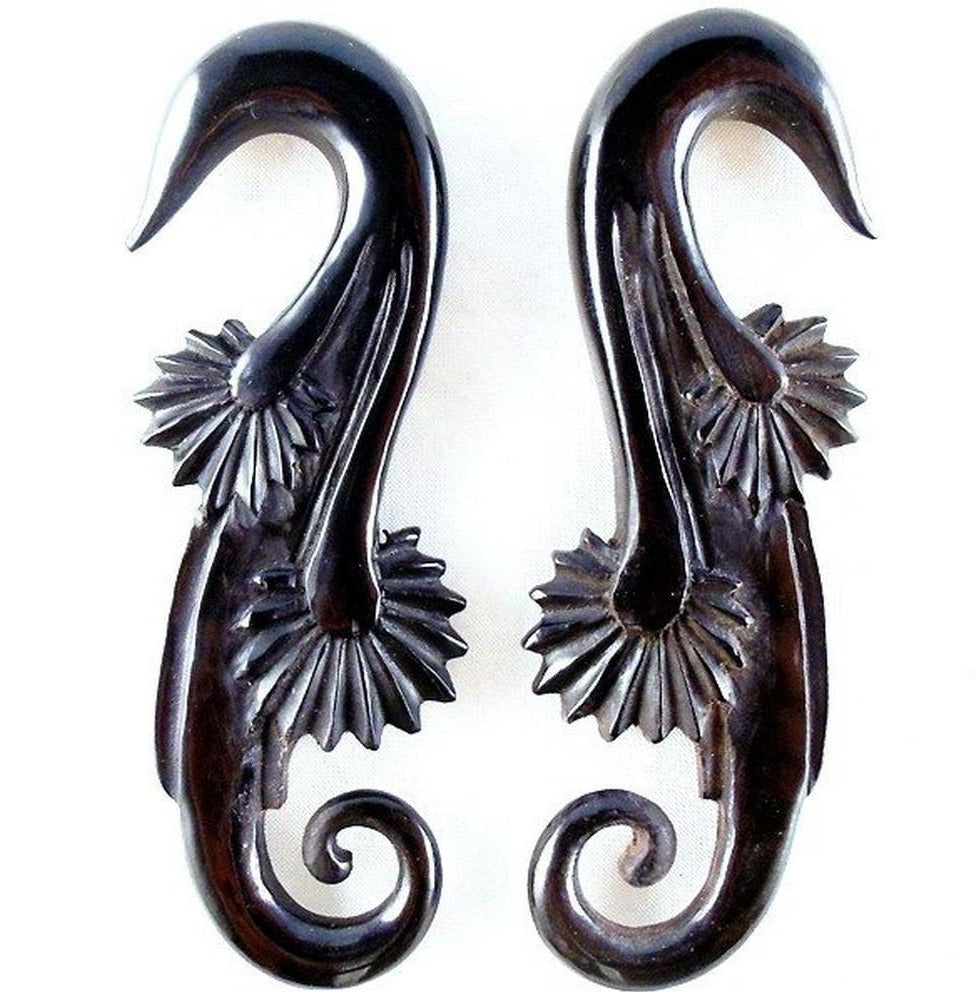 00 Gauge Earrings :|: Willow Blossom. 00 Size Gauged Horn Earrings. | Gauges
