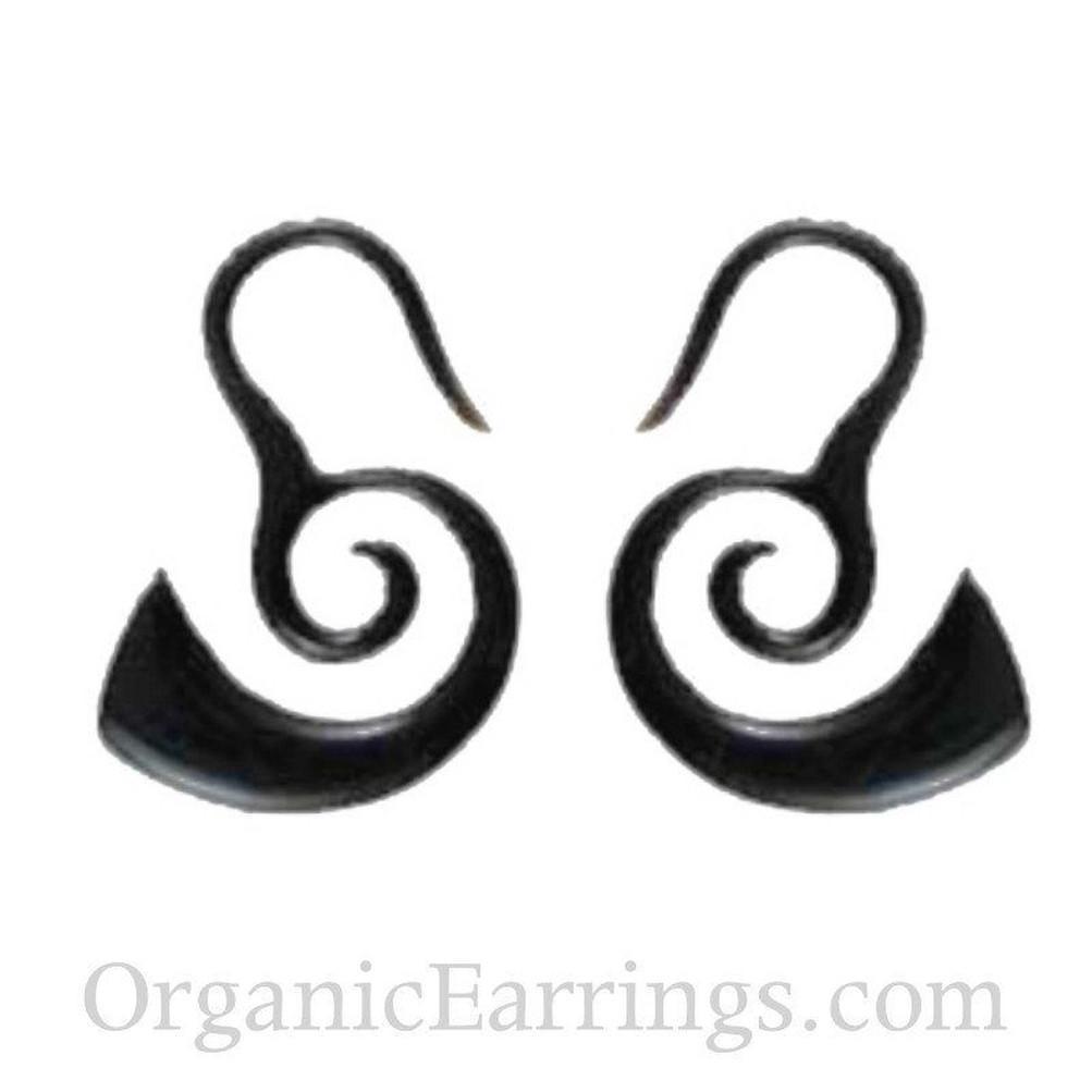 Borneo Spirals, black. Horn 12 gauge earrings