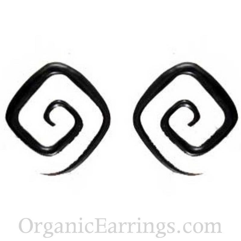 square spiral 4 gauge earrings, black/