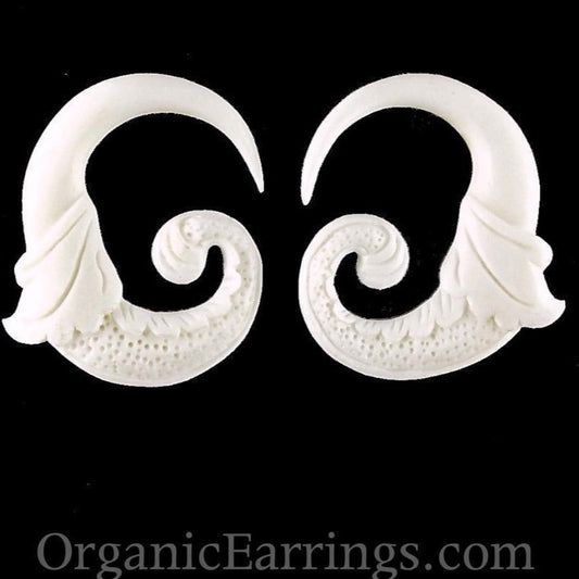For stretched ears Bone Body Jewelry | 4 gauge earrings, carved bone, white.