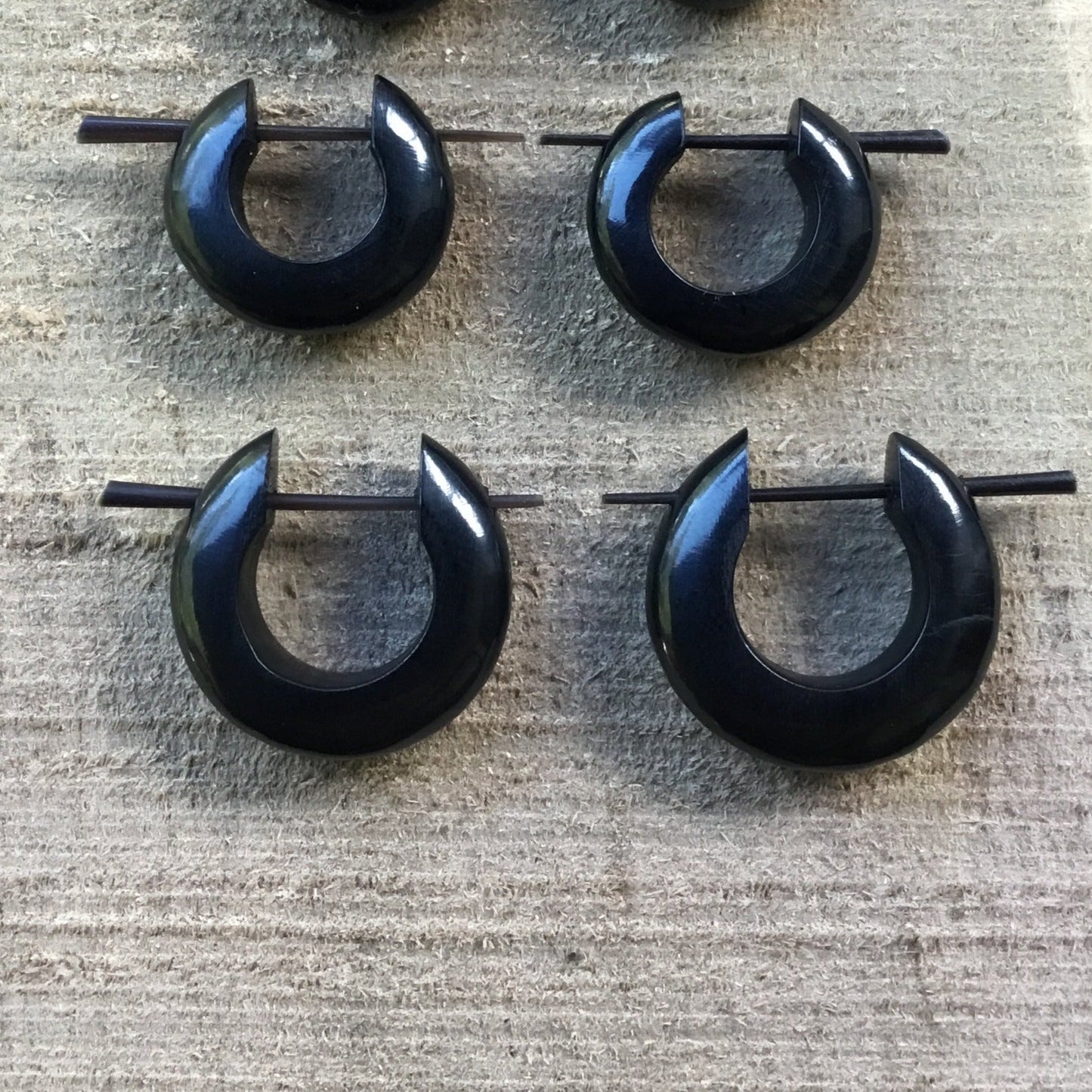 black hoop stack earrings set