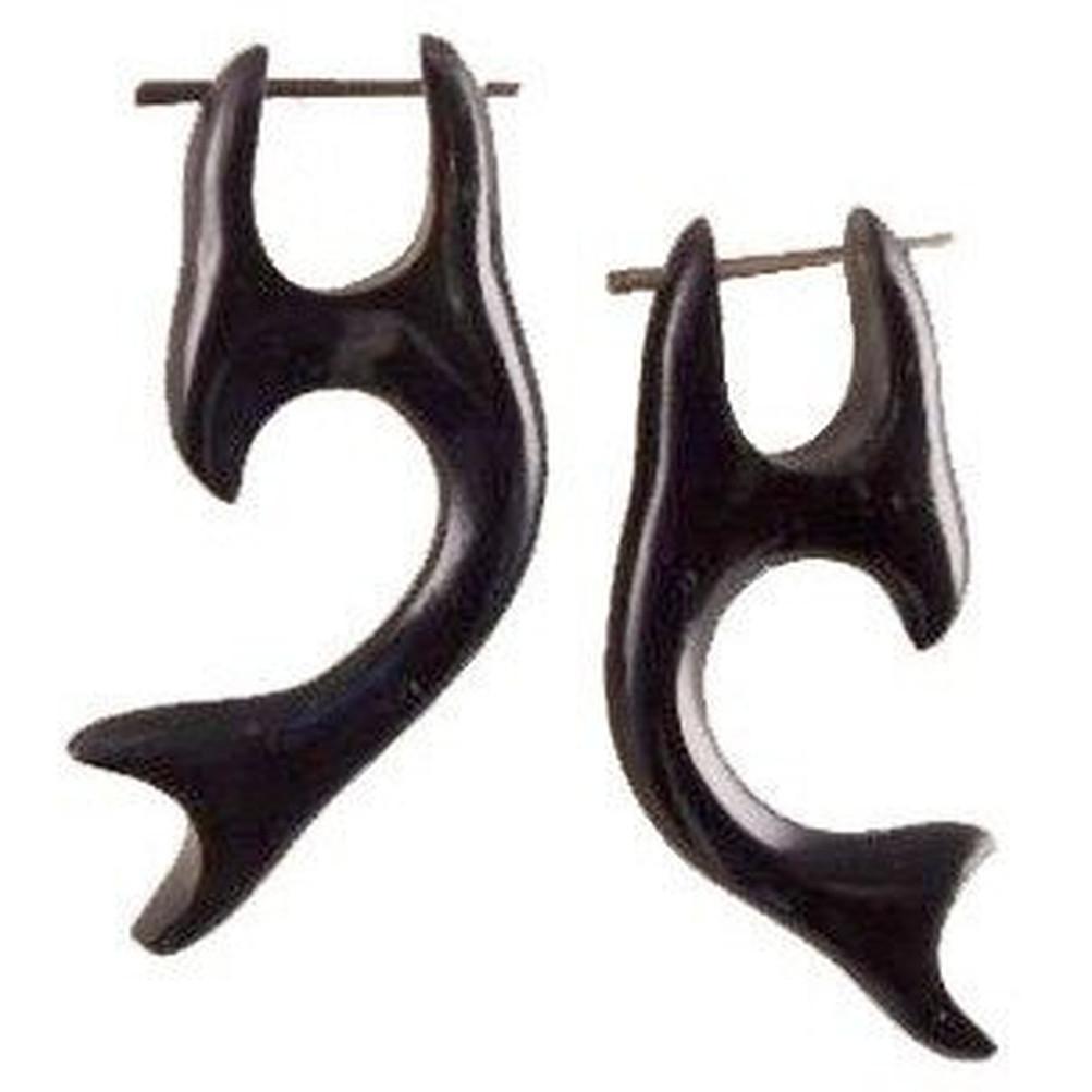 Horn Jewelry :|: Whale Tail, black. Horn Earrings. | Horn Earrings