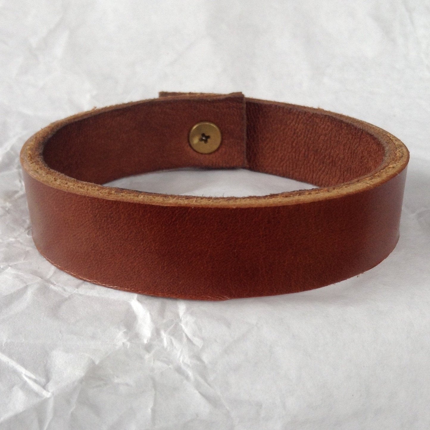 Classic Goatskin lined Caramel leather bracelet.
