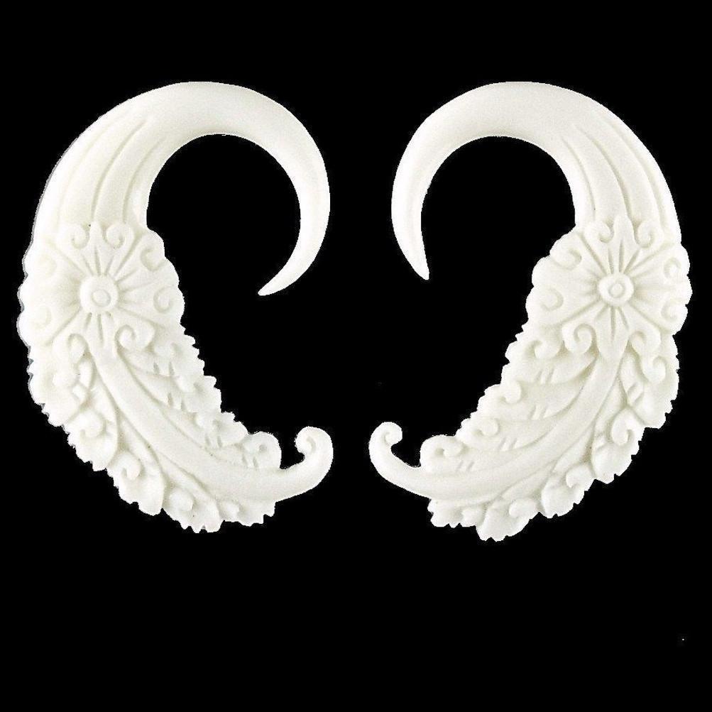 Gauge Earrings :|: Cloud Dream. Bone 4g, Organic Body Jewelry. | Piercing Jewelry