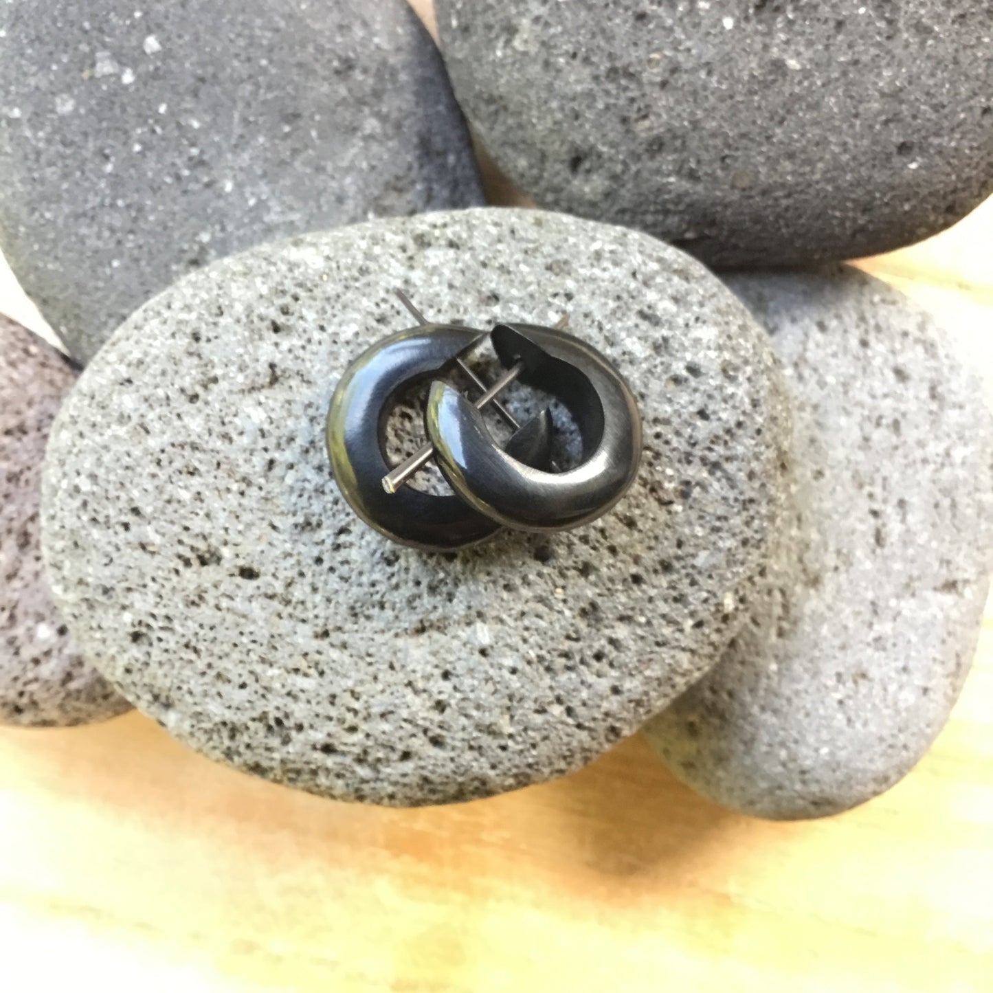 round black earrings