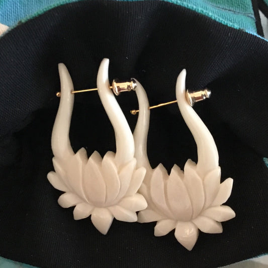  | white lotus earrings