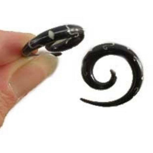 Boho Horn Jewelry | Body Jewelry :|: Scepter of Siva Spiral. Horn with bone inlay 4g gauge earrings.