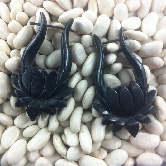 Natural Jewelry :|: Lotus. Black Earrings.